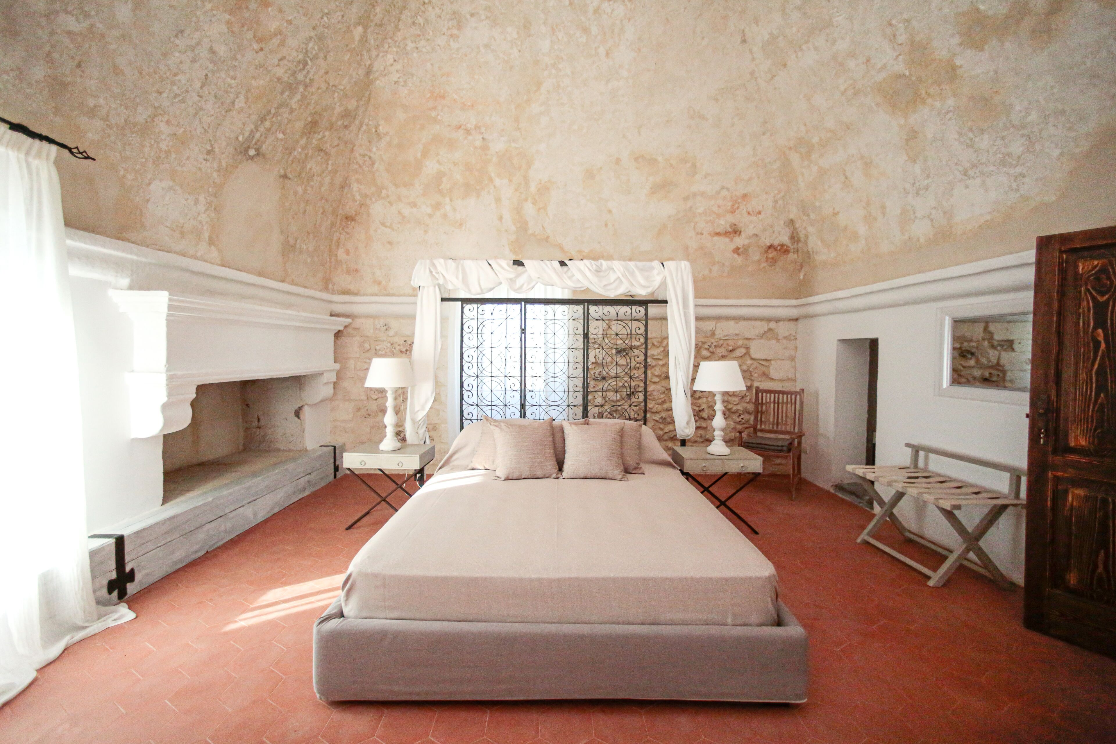 Presidential Studio Suite | Premium bedding, down comforters, pillowtop beds, minibar