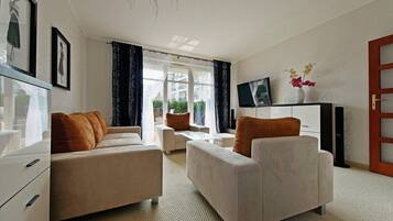 Căn hộ Premium | Truy cập Internet không dây miễn phí, bộ trải giường