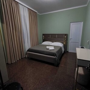 Villa | 4 bedrooms, free WiFi, bed sheets