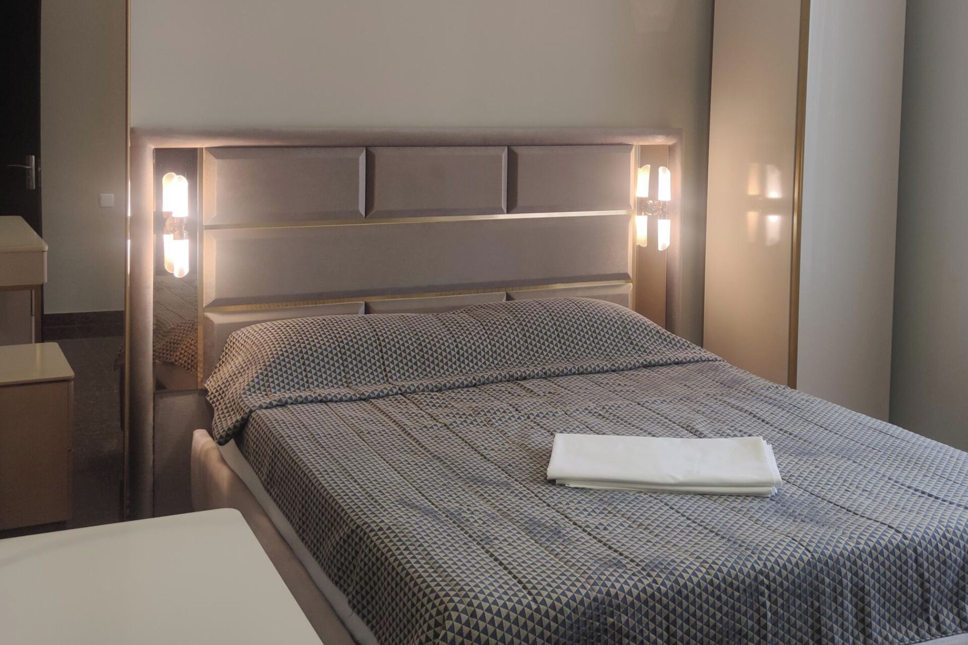 4 bedrooms, free WiFi, bed sheets