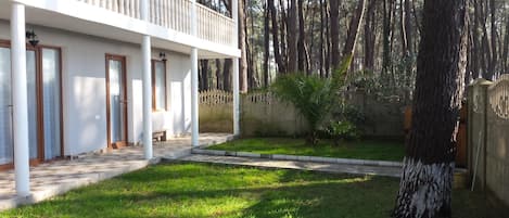 Villa | Unterkunftsgelände