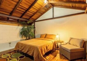 5 chambres, lit de bébé portatif, Wi-Fi, literie fournie