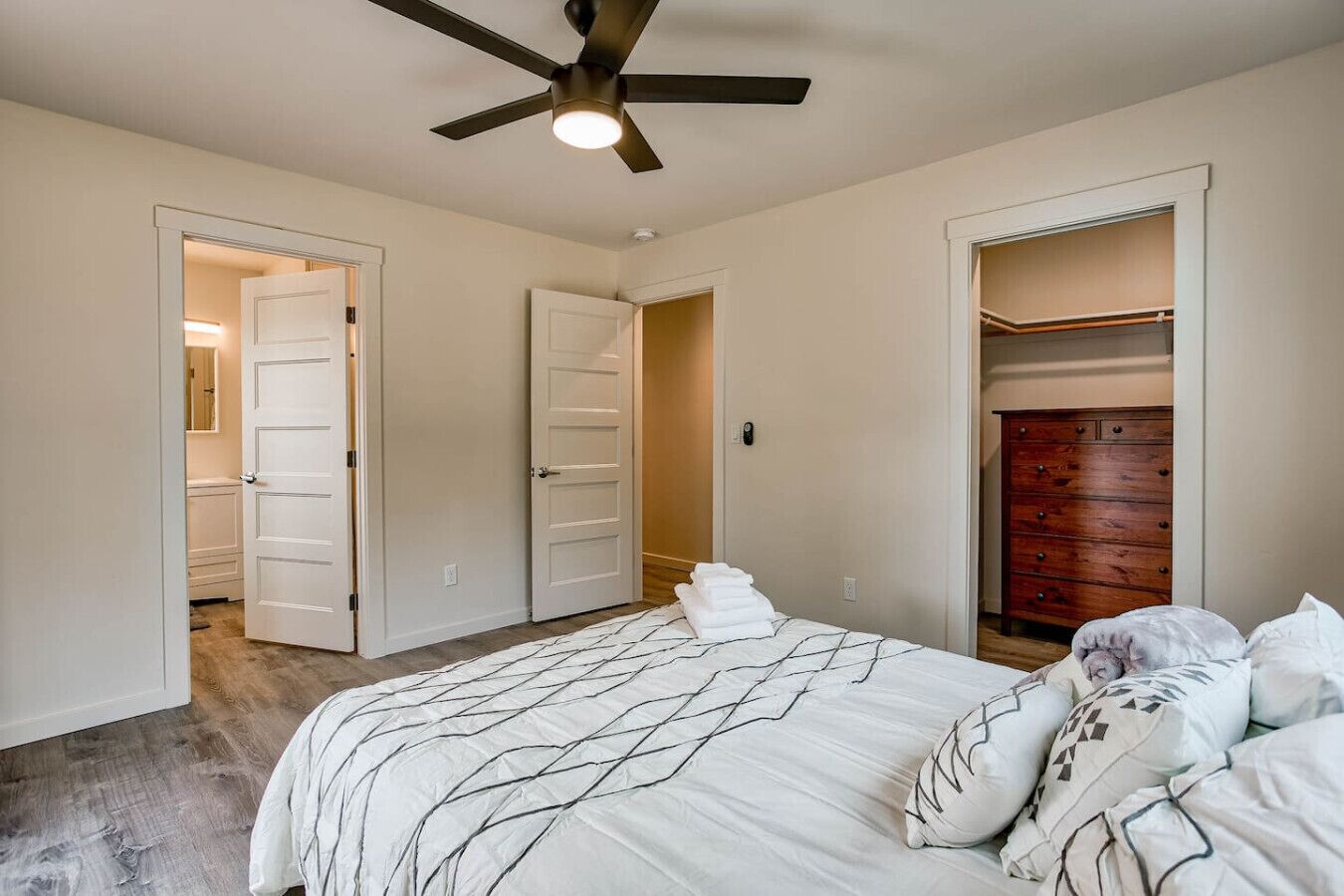 Desk, blackout curtains, iron/ironing board, free WiFi