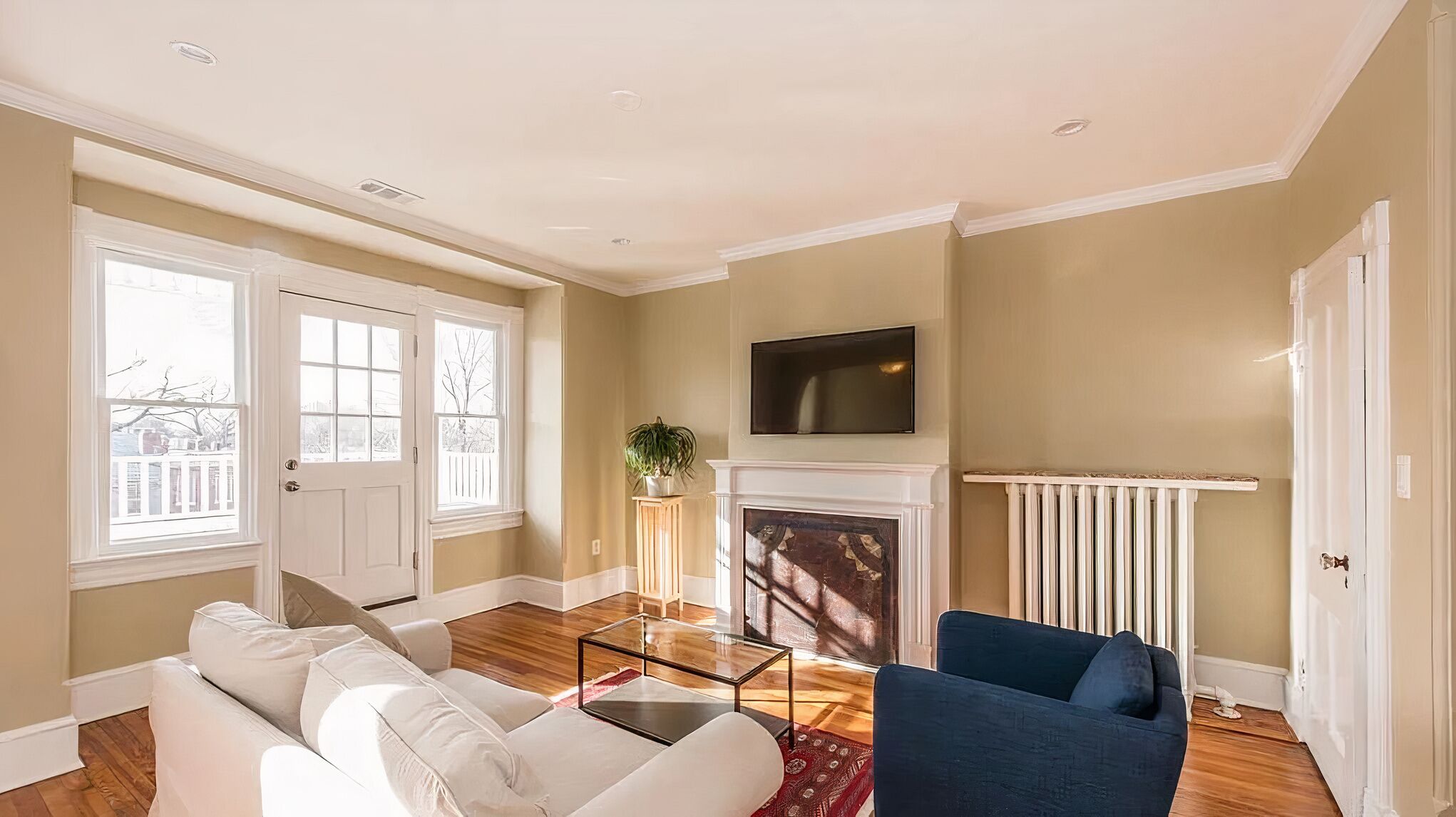 Beautiful Row Home on East Capitol Street
