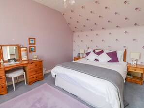 3 soverom, individuelt dekorert og individuelt innredet