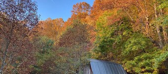 VeloWay Chalet for the cyclist in you! by Buffalo Mountain Getaway