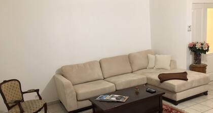 Bel appartement avec terrasse et jardin - T4