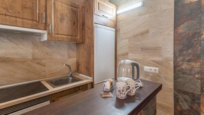 Fridge, microwave, oven, stovetop - Casa La Pradera Antequera - La Higuera by Ruralidays (Málaga)