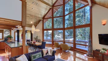 Smart TV, fireplace, video games, ping pong