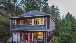 House, Multiple Beds (Long and Short Board Combo) | Exterior - Long and Short Board Combo (Pacific City)