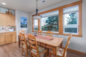 House, Multiple Beds (Long and Short Board Combo) | Dining - Long and Short Board Combo (Pacific City)