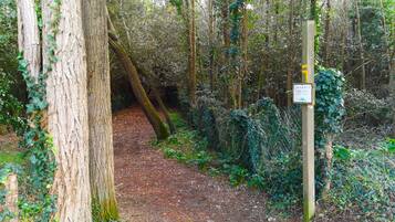 Enceinte de lâhĂ©bergement