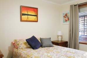 4 Schlafzimmer, Bügeleisen/Bügelbrett, kostenloses WLAN, Bettwäsche