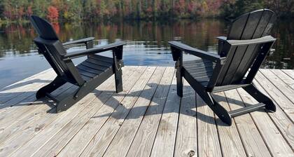 Cozy Lake Cottage sleeps 8