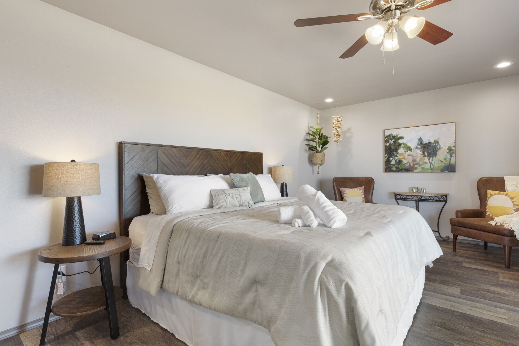 3 Schlafzimmer, Reisekinderbett, kostenloses WLAN, Bettwäsche