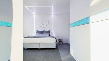 Design Double Room | Free WiFi