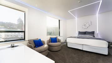 Design Double Room | Free WiFi