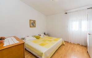 2 dormitorios, wifi gratis, ropa de cama