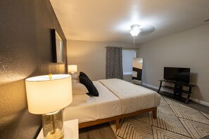 3 間睡房、書桌、熨斗/熨衫板、免費 Wi-Fi