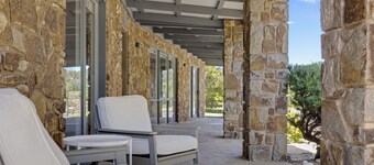 Tuscan style ocean beach escape on the Peninsula