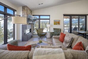 TV connectée, cheminée