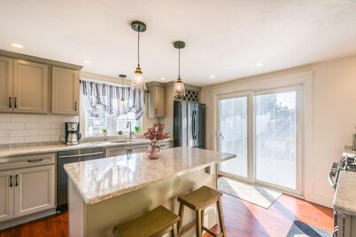 Cape Cod Home—Deck, Near Canal & Bike Path