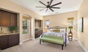 4 bedrooms, desk, iron/ironing board, travel crib