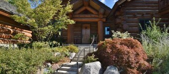 Luxury Waterfront Log Home 15 min from Traverse City w/ Dock