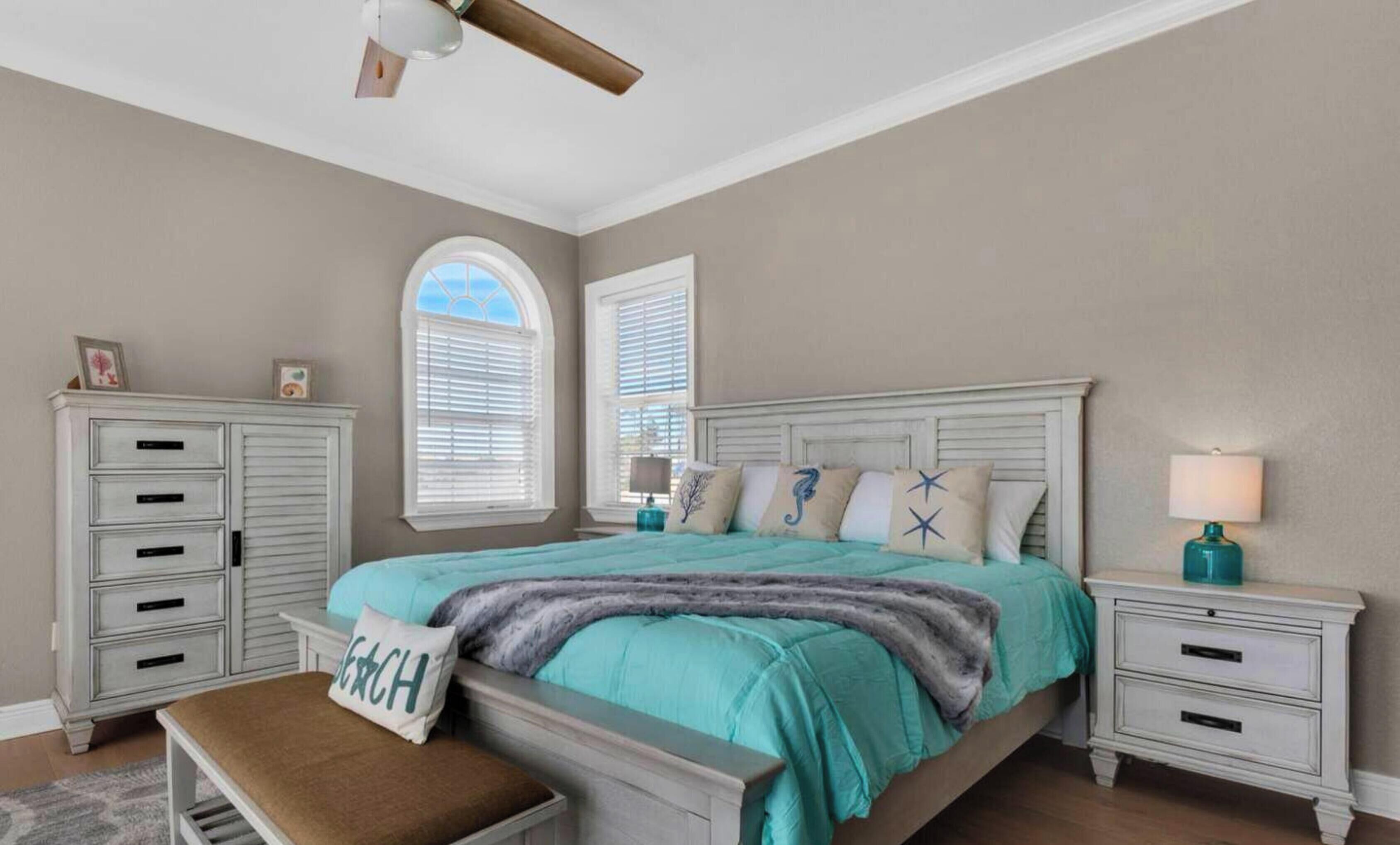 5 bedrooms, iron/ironing board, travel crib, WiFi (free)