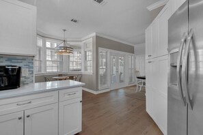 Fridge, microwave, oven, stovetop - Destin Beach House w/ Private Beach Access | Sleeps 14 (Miramar Beach)