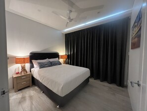 3 chambres, bureau, Wi-Fi gratuit