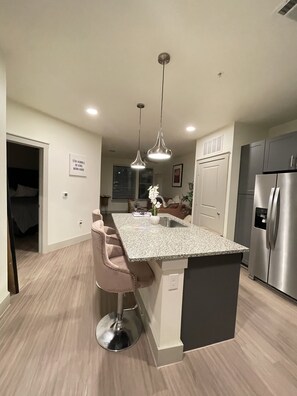 Interior - Hidden Gem, Romantic Nest, Prime Location (Addison)