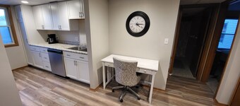 2 bedroom condo with optional garage