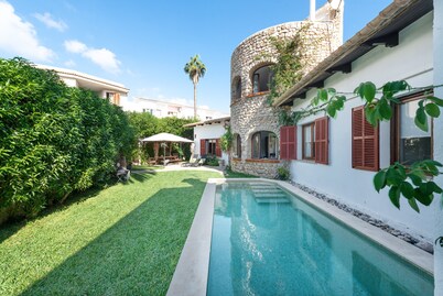LA TORRE DE LA GOLA - Wonderful villa with private pool and Free WiFi