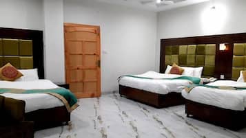 Penthouse | 1 bedroom, free WiFi