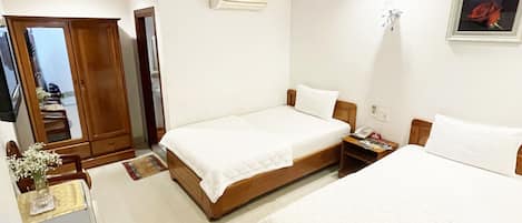 Standard Twin Room | Free WiFi