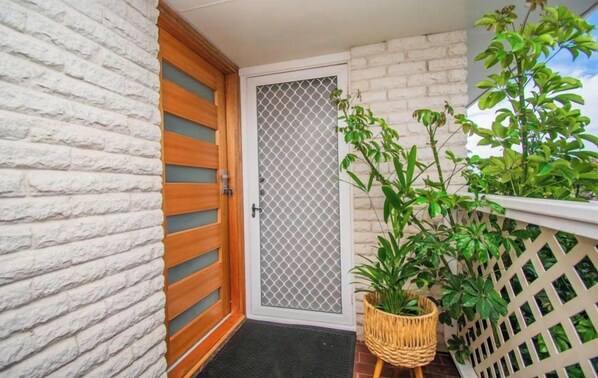 Exterior detail - Gairdner Cottage - something a bit different! (Spencer Park)