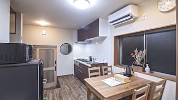 City House | In-room dining