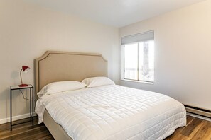 1 bedroom, free WiFi, bed sheets