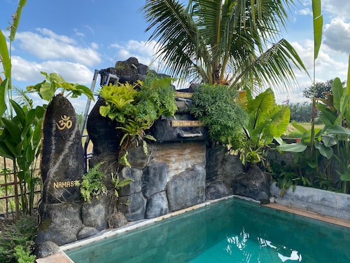 Shivananda Antique Villas by EPS