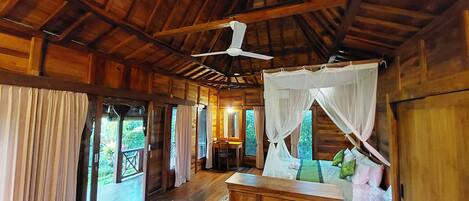 1 kamar tidur, brankas, Wi-Fi gratis, dan seprai linen