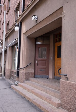 واجهة المنشأة