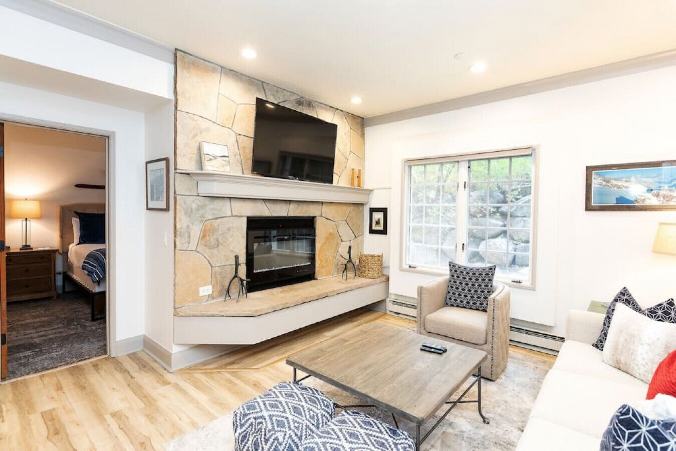 Televisión, chimenea