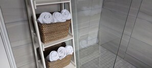 2 soverom, wi-fi og sengetøy