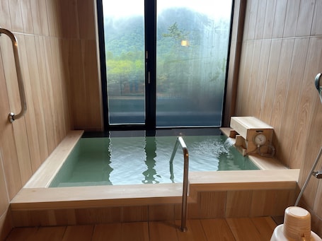 Property amenity. Hakone Kowakien