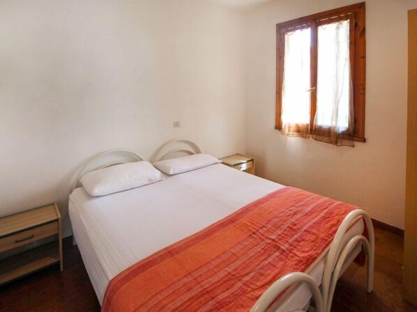 2 bedrooms, internet