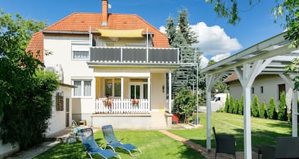 Meretei Porta by Interhome
