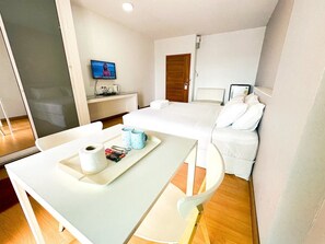 Deluxe King Bed | Wi-Fi de cortesia