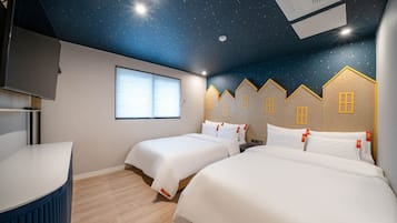 Twin Room | Free minibar, blackout curtains, soundproofing, free WiFi