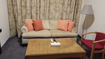 Televisión plasma 0 pulgadas con canales de televisión vía satélite